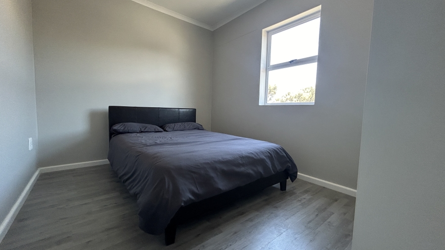 1 Bedroom Property for Sale in Table View Western Cape